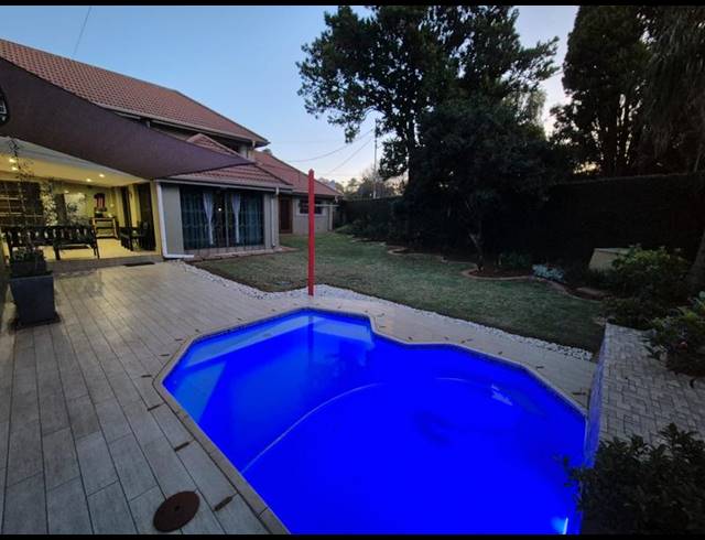 3 BEDROOM HOUSE FOR SALE IN MENLO PARK